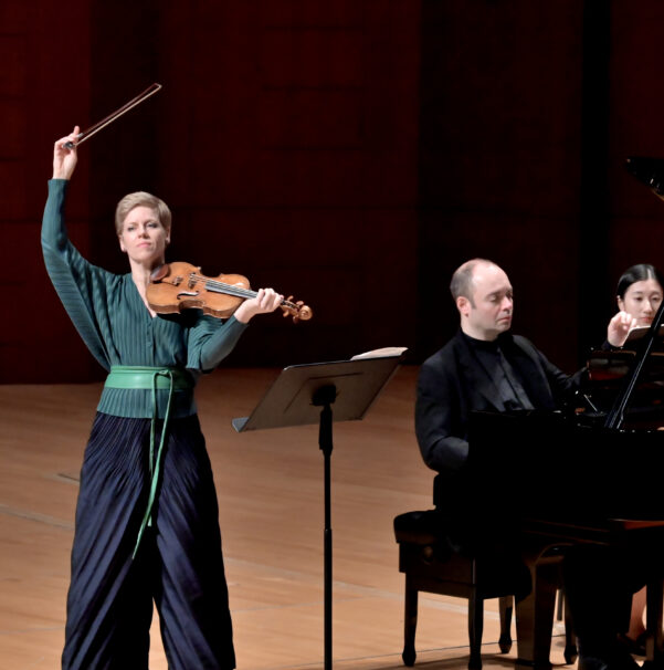 <p>The Complete Beethoven Sonatas for Violin and Piano</p>
